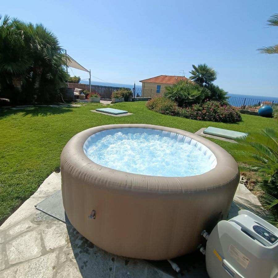 Chez Elle Apartment Imperia Exterior photo