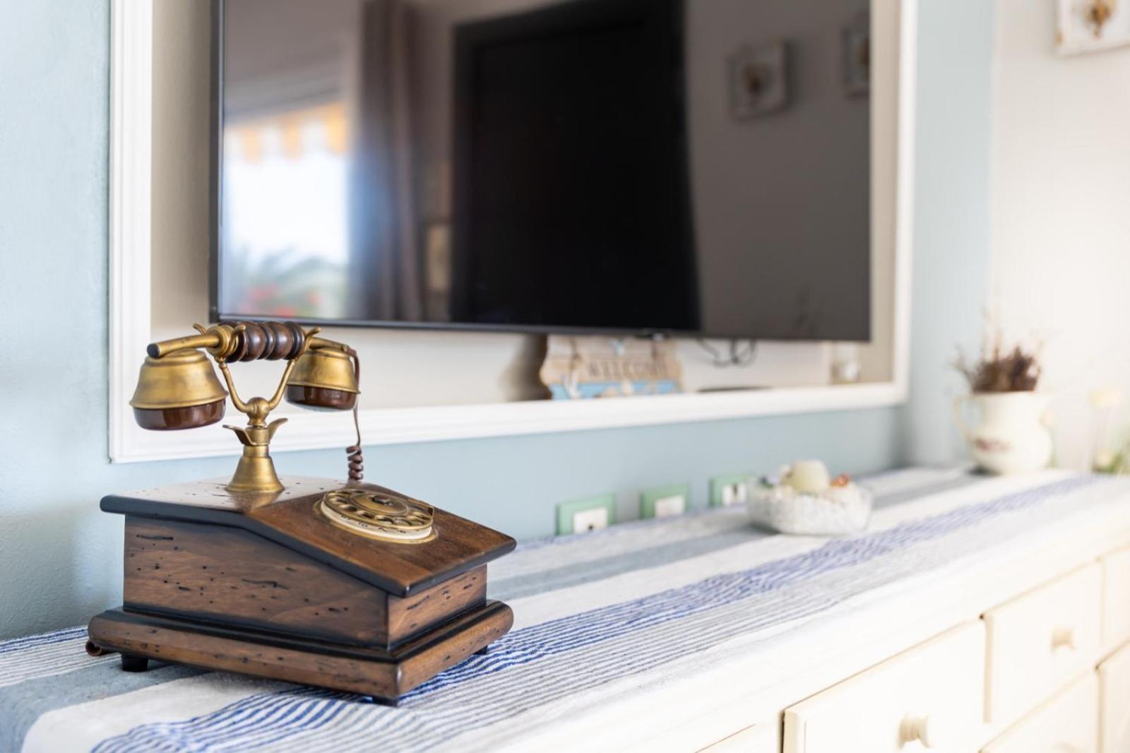 Chez Elle Apartment Imperia Room photo
