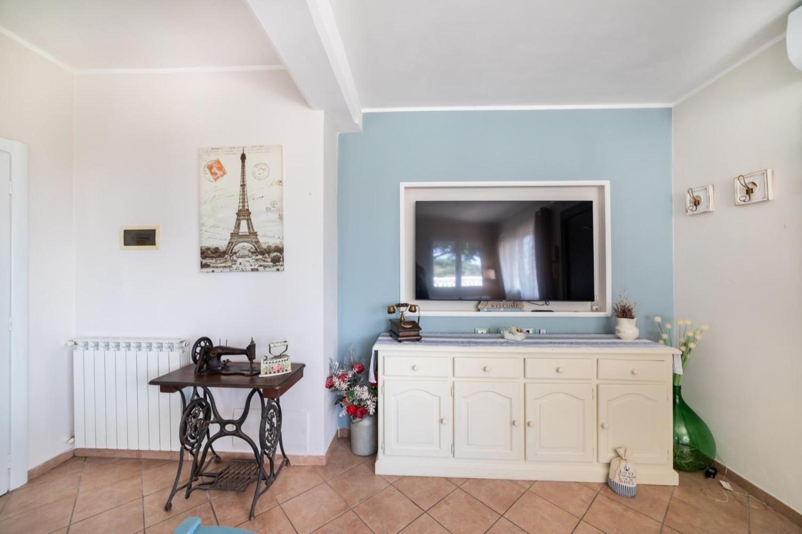 Chez Elle Apartment Imperia Room photo